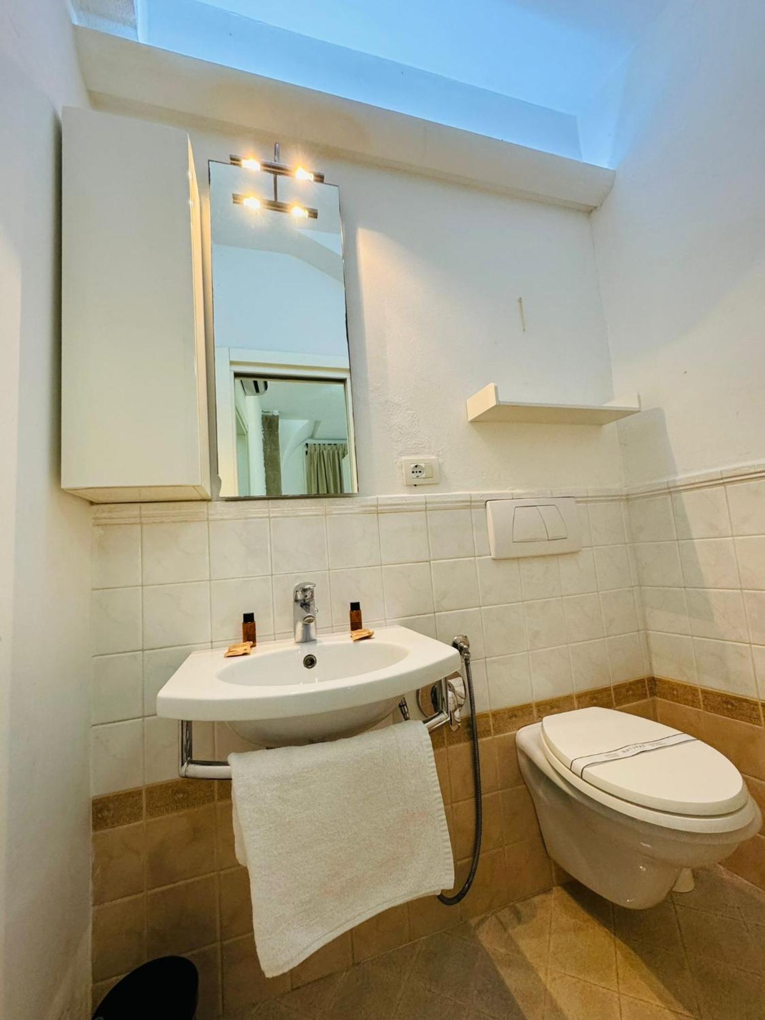 Falabella Aparment Florence